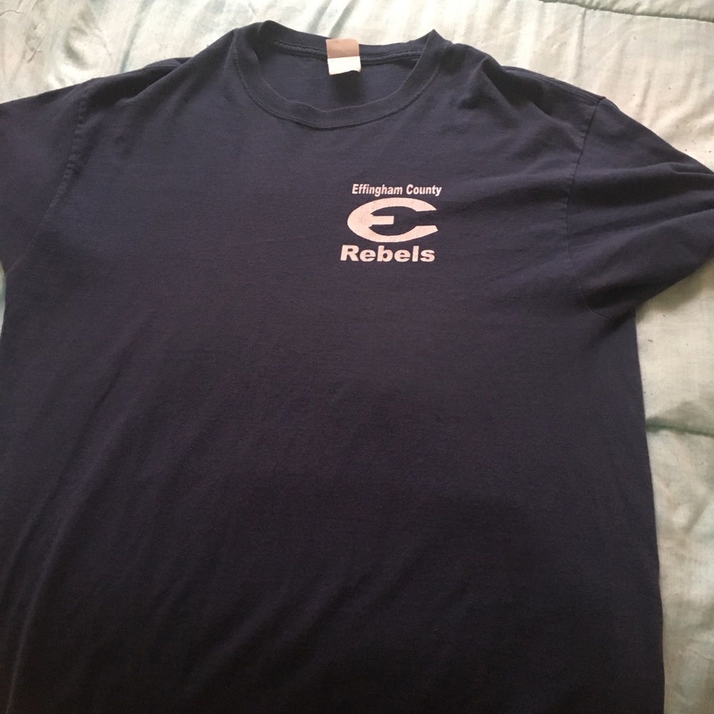 t-shirt - Picture 3 of 3